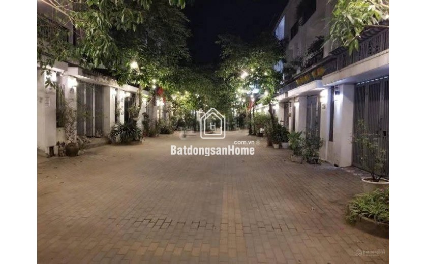 Cho thuê nhà ngõ ô tô KĐT Ao Sào, Thịnh Liệt, Hoàng Mai, 74m2, 4 tầng, 4 ngủ, 18.5tr